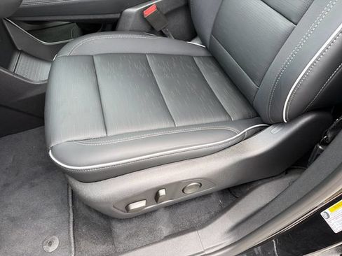 New 2026 Buick Enclave Sport Touring w/ Power Package FWD image 18