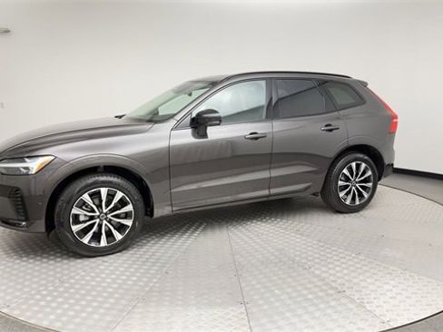 Certified 2025 Volvo XC60 B5 Plus w/ Climate Package image 6