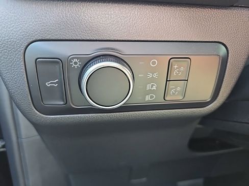 Used 2025 Ford Escape Active w/ Tech Pack #1 image 7