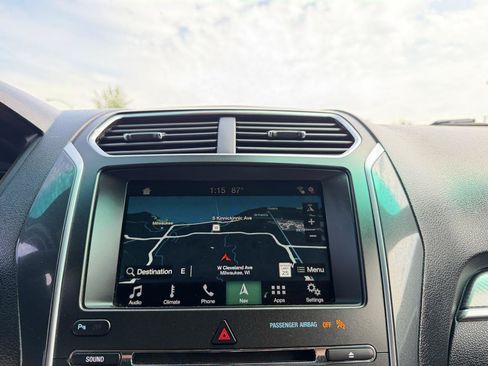 Used 2018 Ford Explorer Sport AWD/4WD image 14