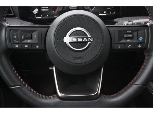 Certified 2025 Nissan Kicks SR AWD/4WD image 18