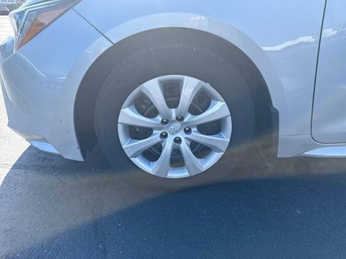 Used 2021 Toyota Corolla LE w/ Carpet Mat Package (TMS) image 23