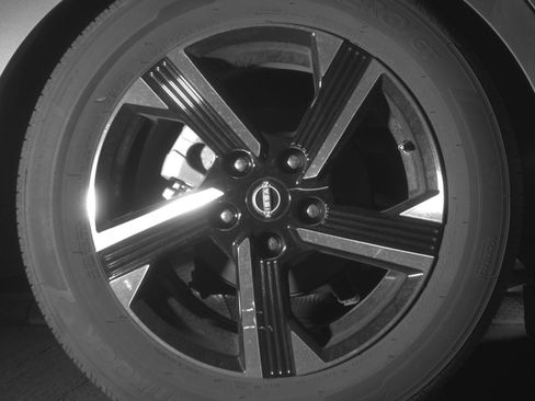 Used 2025 Nissan Sentra SV FWD image 18
