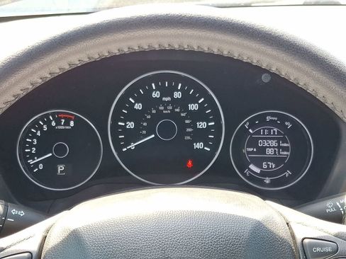 Used 2022 Honda HR-V Sport image 17