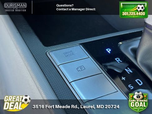 Used 2024 Hyundai Elantra SEL FWD image 25