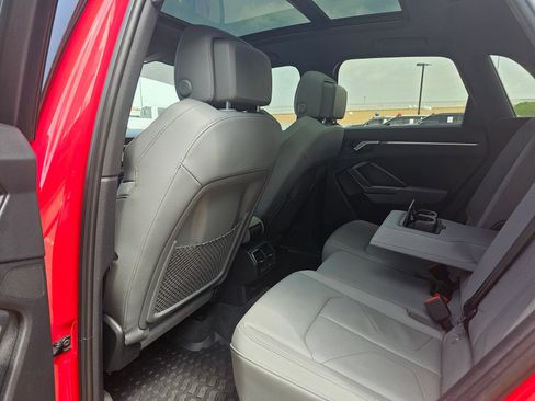 Used 2020 Audi Q3 2.0T Prestige AWD/4WD image 33