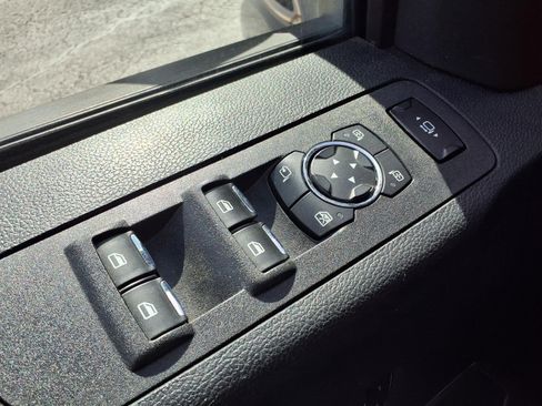 Used 2017 Ford F350 Lariat w/ Lariat Value Package AWD/4WD image 16
