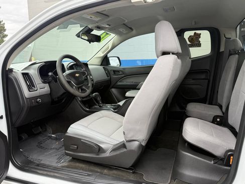 Used 2016 Chevrolet Colorado W/T w/ WT Convenience Package RWD image 8