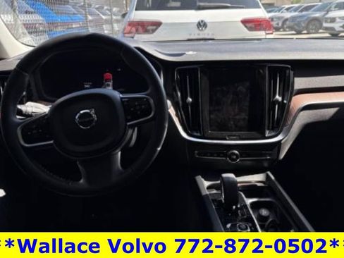 Used 2023 Volvo S60 B5 Plus FWD image 2