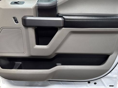 Used 2019 Ford F150 XLT AWD/4WD image 7