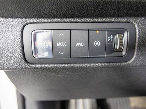 Used 2024 Chevrolet Traverse Z71 w/ LPO, Floor Liner Package image 31