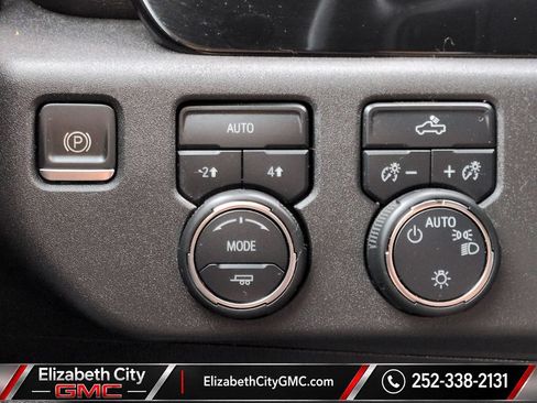 Used 2023 Chevrolet Silverado 1500 LT AWD/4WD image 23