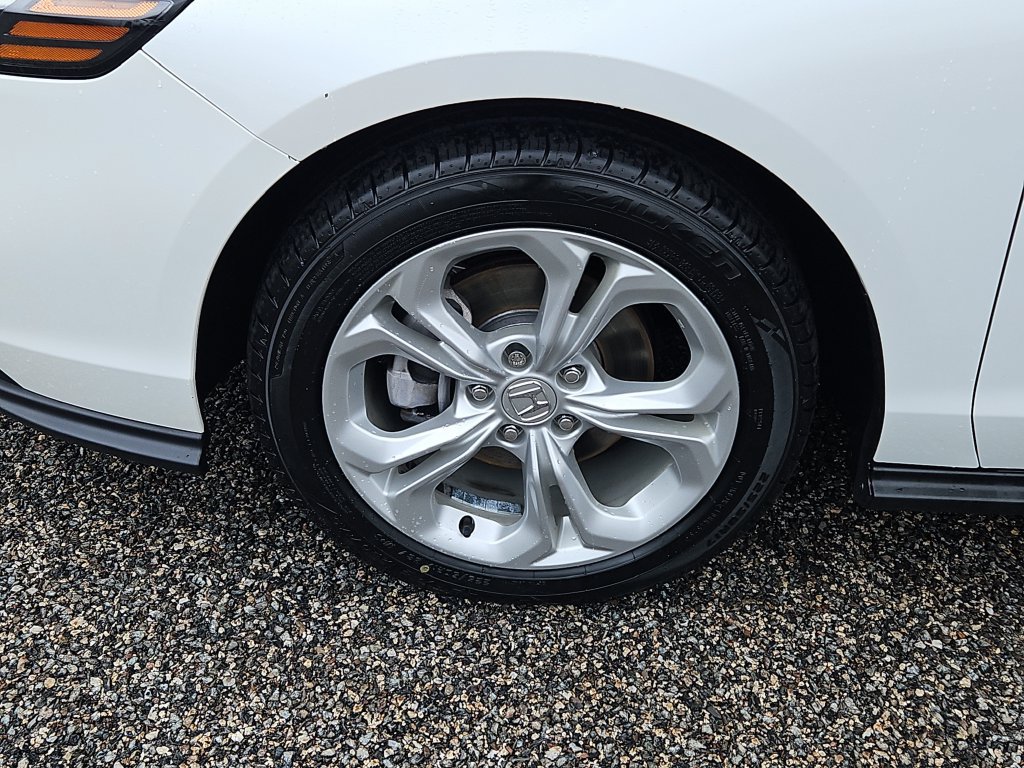 Certified 2023 Honda Accord LX image 7