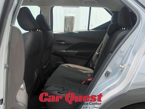 Used 2021 Nissan Kicks SV FWD image 12