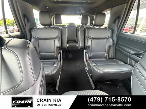 Used 2026 Ford Expedition Platinum w/ Stealth Performance Package AWD/4WD image 29