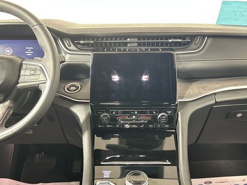 Used 2024 Jeep Grand Cherokee L Limited w/ Trailer Tow Package image 30