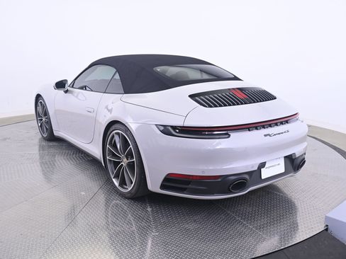 Used 2020 Porsche 911 Carrera 4S AWD/4WD image 13