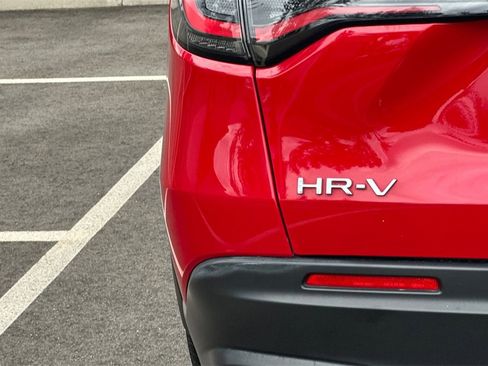 Certified 2023 Honda HR-V Sport image 31