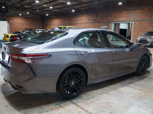 Used 2023 Toyota Camry XSE image 17