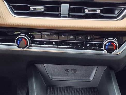 New 2026 Chevrolet Equinox ACTIV image 12