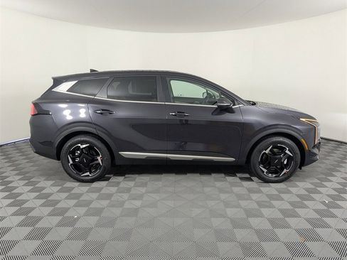 New 2026 Kia Sportage EX image 8