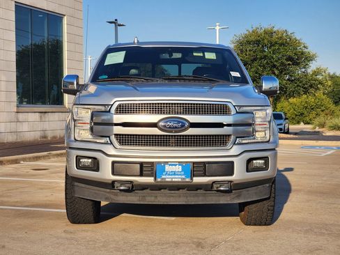 Used 2018 Ford F150 Platinum w/ Equipment Group 701A Luxury AWD/4WD image 2