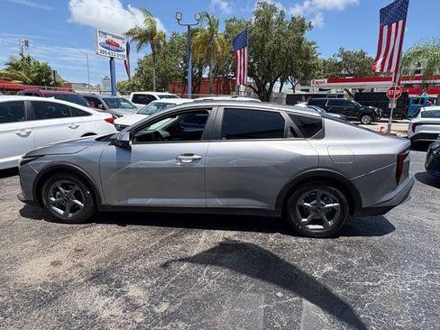 Used 2025 Kia K4 FWD image 11