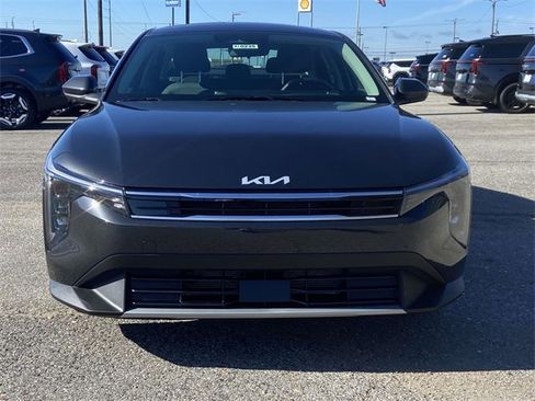 New 2025 Kia K4 EX image 7