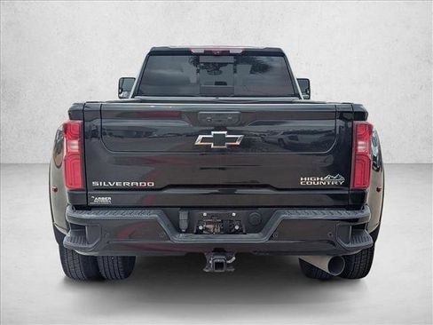 Used 2023 Chevrolet Silverado 3500 High Country AWD/4WD image 5