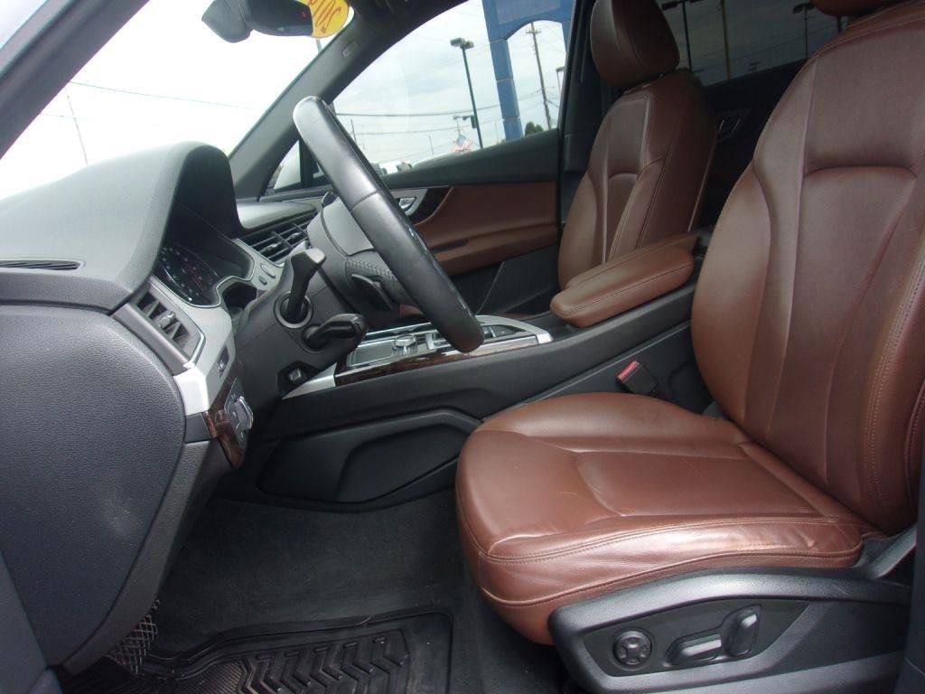 Used 2019 Audi Q7 2.0T Premium w/ Convenience Package AWD/4WD image 12