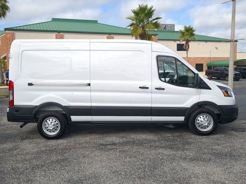 New 2026 Ford Transit 250 148 Medium Roof w/ Load Area Protection Package image 4
