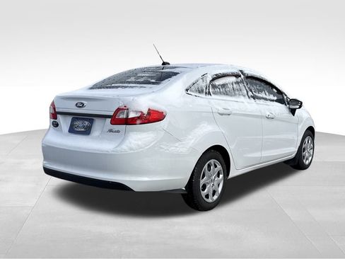 Used 2013 Ford Fiesta S image 5