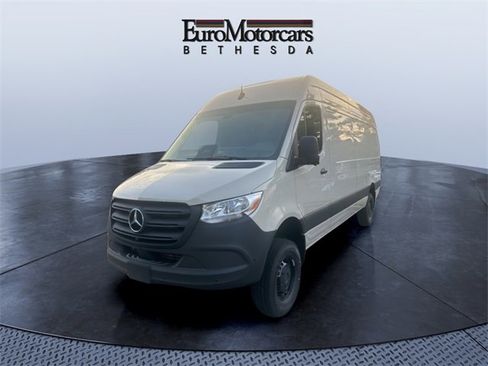New 2025 Mercedes-Benz Sprinter 2500 image 1