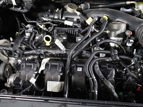 Used 2024 Ford Edge SEL w/ Convenience Package image 15