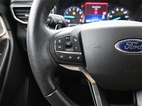 Used 2020 Ford Explorer Limited w/ Class III Trailer Tow Package image 29