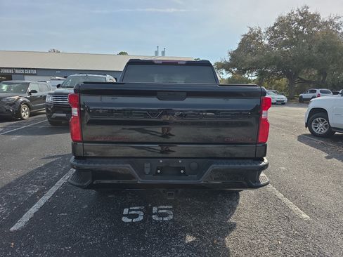 Used 2022 Chevrolet Silverado 1500 Custom w/ Safety Confidence Package image 4