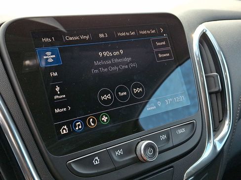 Used 2020 Chevrolet Equinox Premier image 16