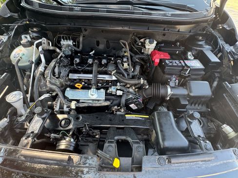 Used 2024 Nissan Kicks S image 30