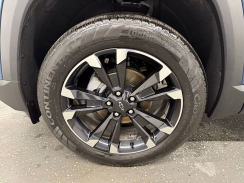 Used 2025 Chevrolet Equinox RS image 18