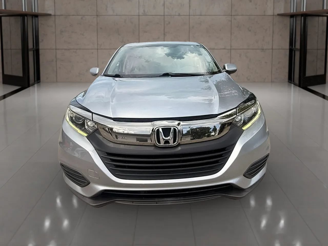 Used 2019 Honda HR-V LX image 9
