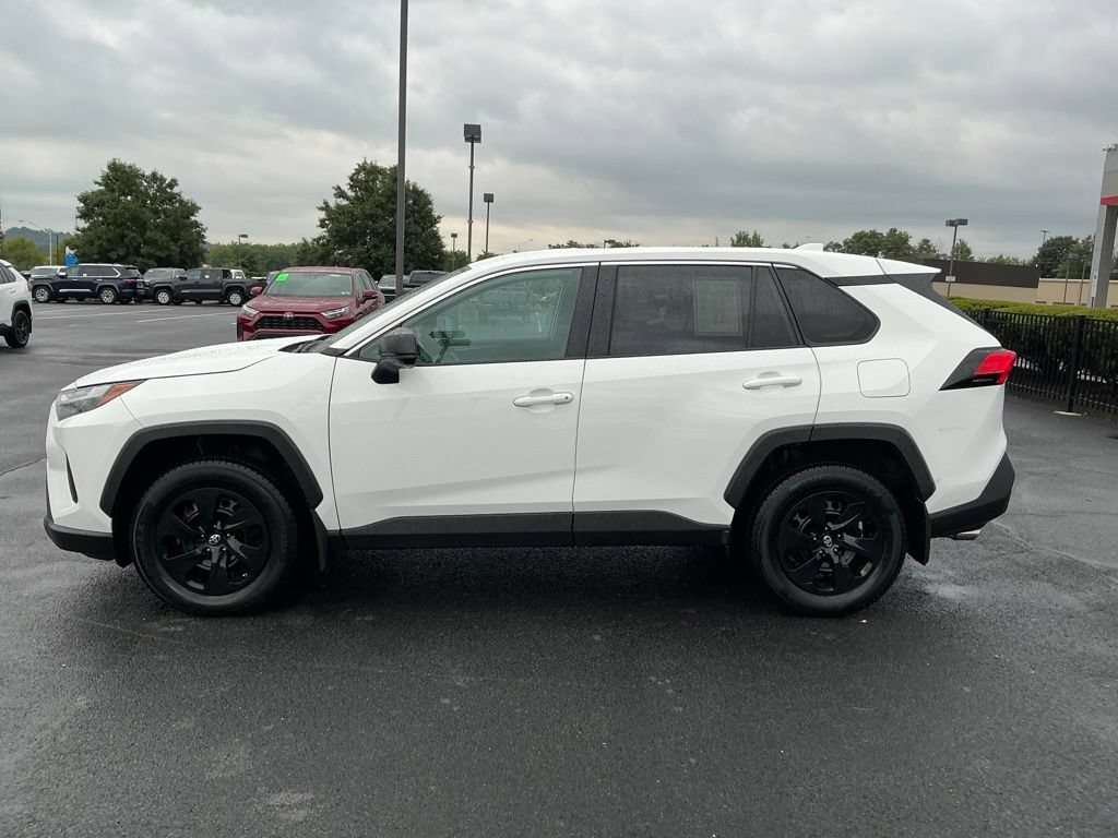Certified 2023 Toyota RAV4 LE AWD/4WD image 13