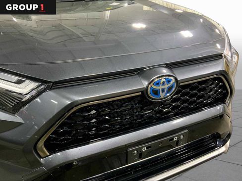 Used 2023 Toyota RAV4 SE w/ Weather & Moonroof Package AWD/4WD image 30