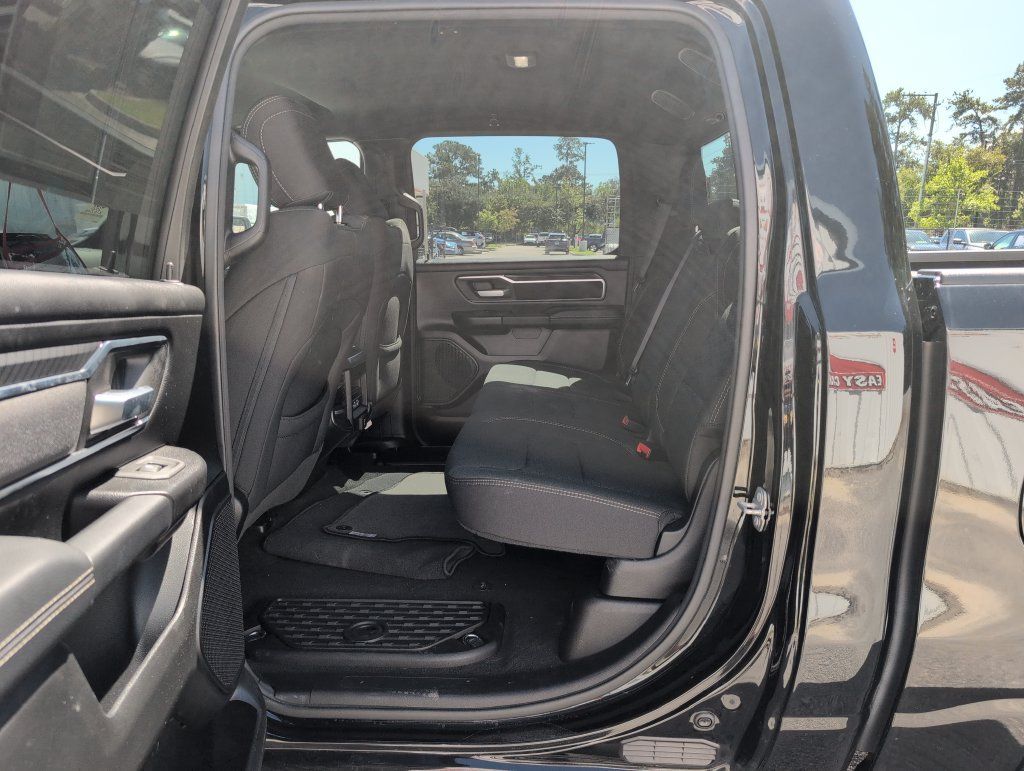 Used 2025 RAM 1500 Big Horn AWD/4WD image 11