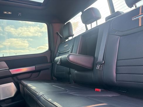 Used 2024 Ford F250 Platinum image 22