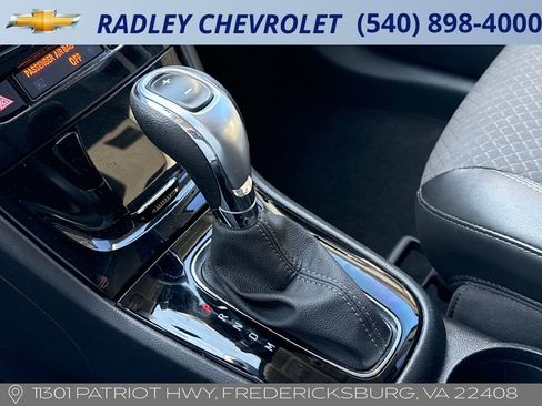 Certified 2022 Buick Encore Preferred w/ Safety Package image 11