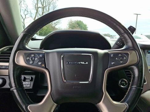 Used 2019 GMC Yukon Denali w/ Denali Ultimate Package image 21