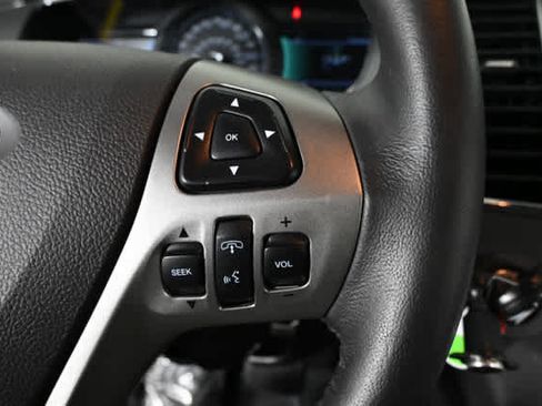 Used 2014 Ford Taurus SEL w/ Equipment Group 201A FWD image 20