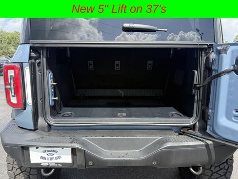 Used 2025 Ford Bronco Badlands AWD/4WD image 11