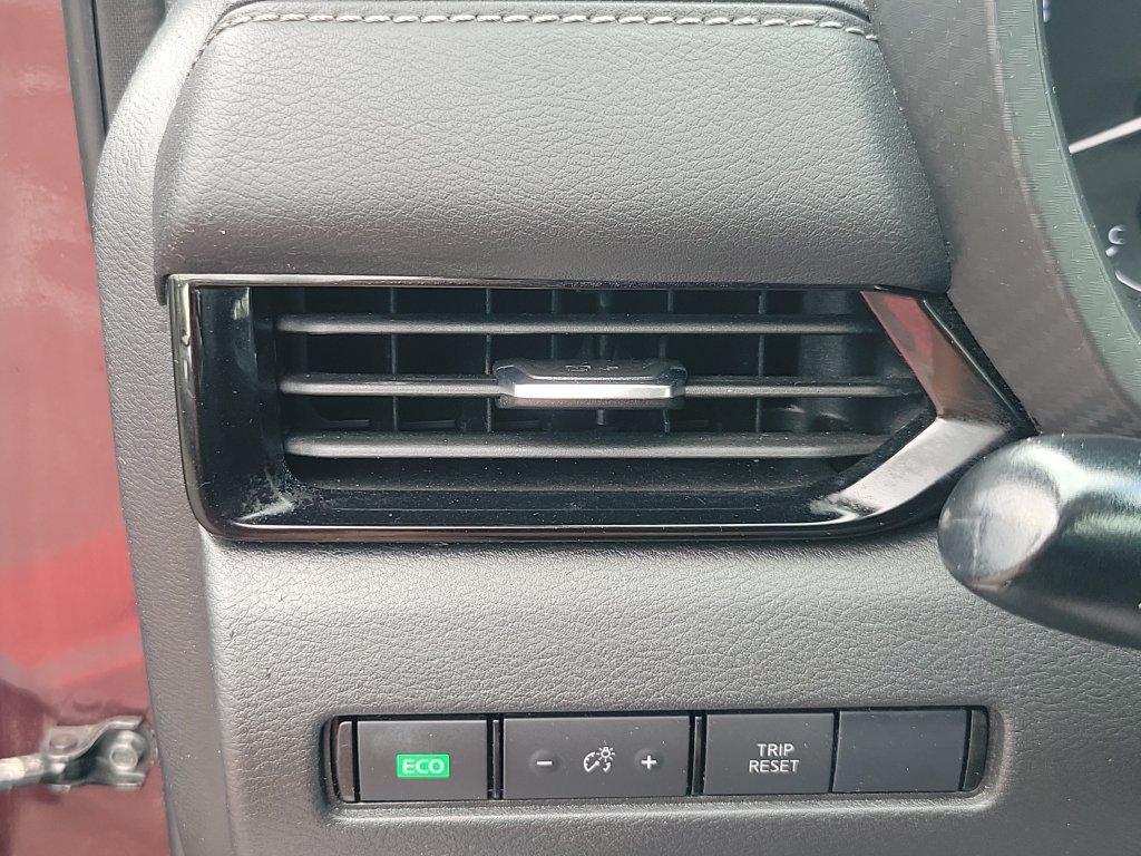 Certified 2022 Nissan Sentra SV FWD image 31