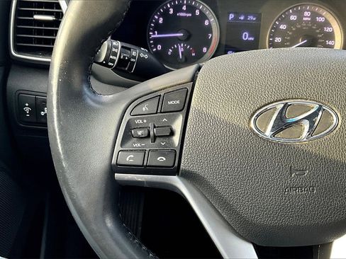 Used 2019 Hyundai Tucson Limited image 15